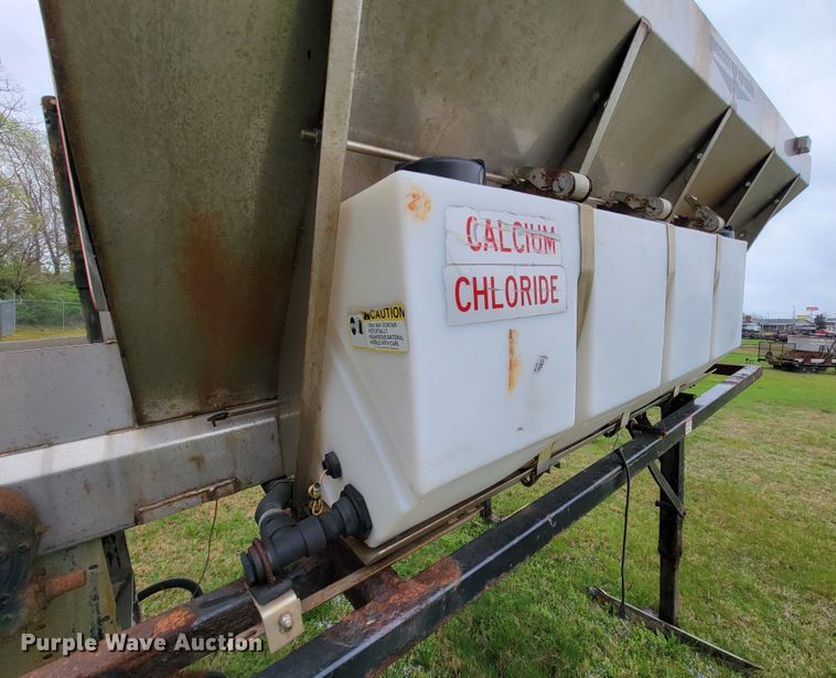 image for item FL9211 Swenson spreader