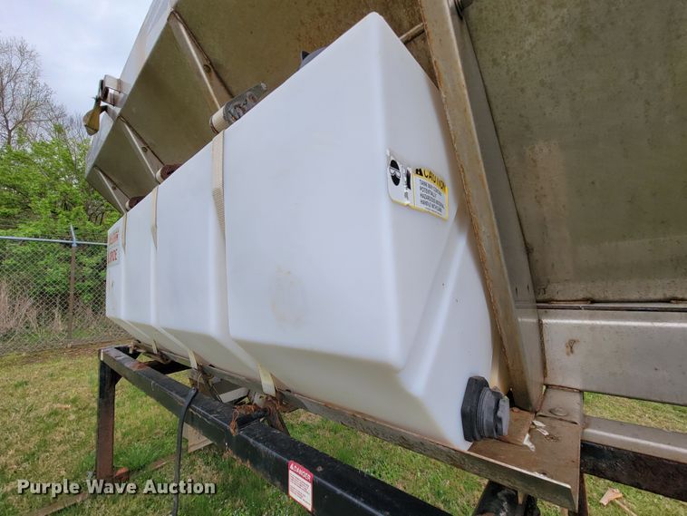 image for item FL9211 Swenson spreader