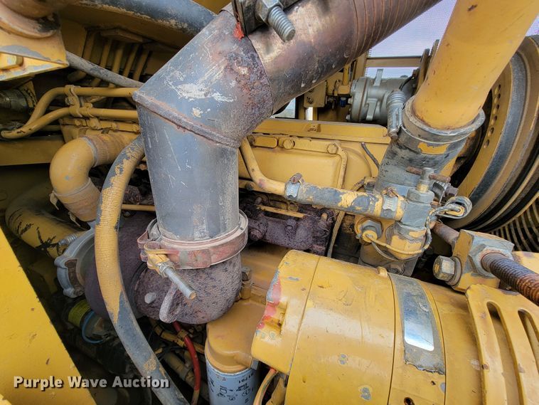 image for item FL9215 1994 Caterpillar 953B  track loader