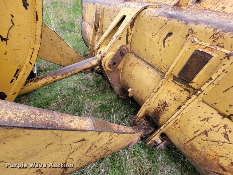 image for item FL9215 1994 Caterpillar 953B  track loader