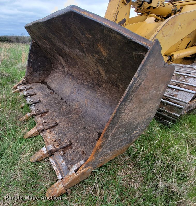 image for item FL9215 1994 Caterpillar 953B  track loader