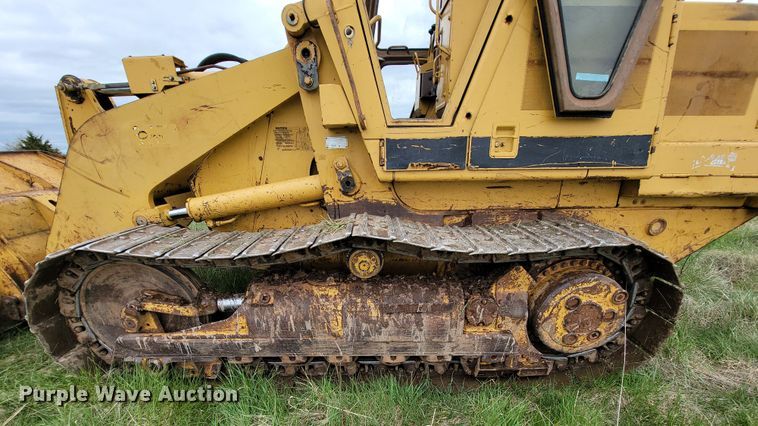 image for item FL9215 1994 Caterpillar 953B  track loader