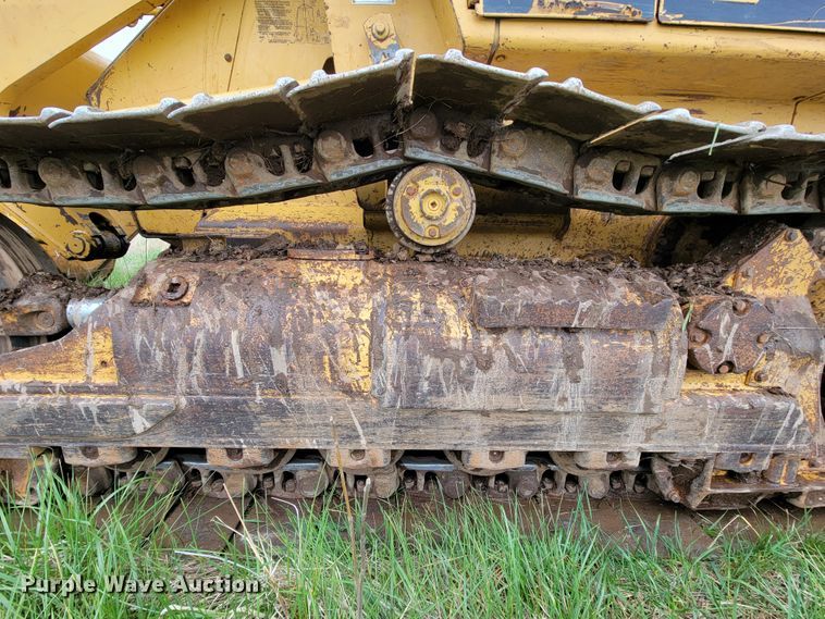 image for item FL9215 1994 Caterpillar 953B  track loader