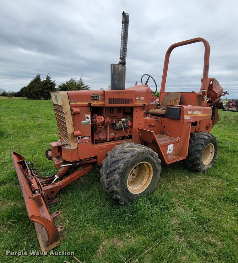 image for item FL9219 1987 Ditch Witch 4010  cable plow