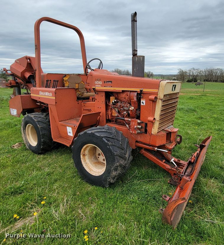 image for item FL9219 1987 Ditch Witch 4010  cable plow