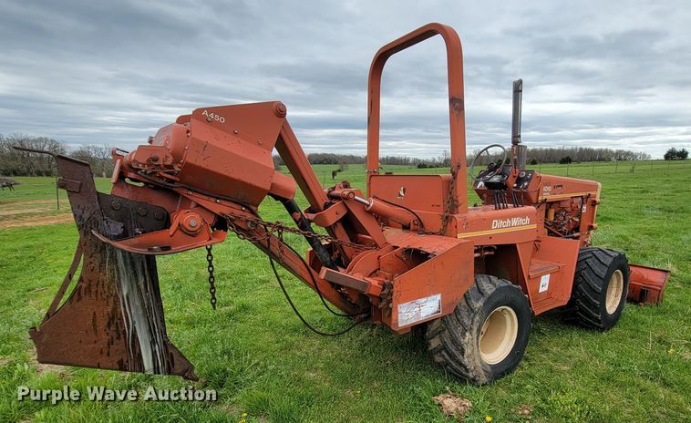 image for item FL9219 1987 Ditch Witch 4010  cable plow