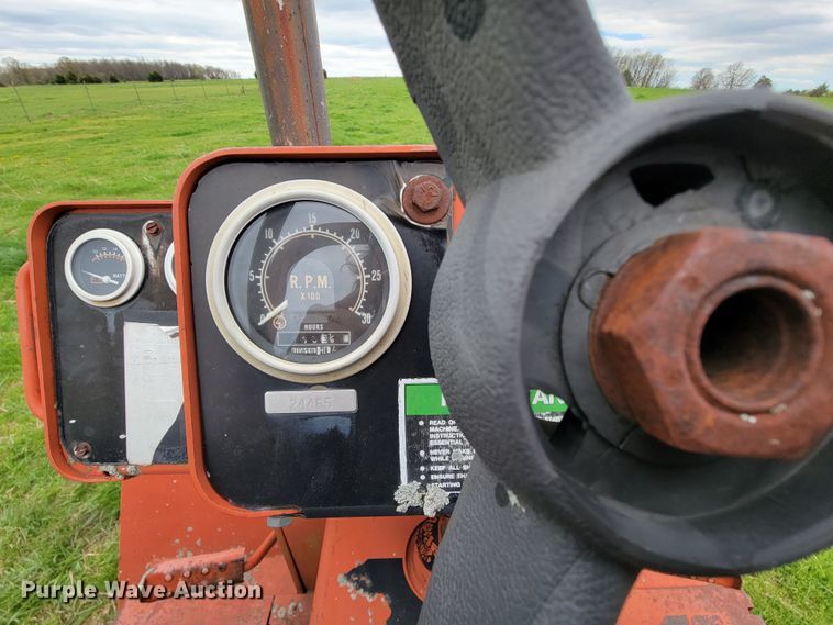 image for item FL9219 1987 Ditch Witch 4010  cable plow