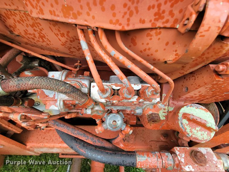 image for item FL9219 1987 Ditch Witch 4010  cable plow