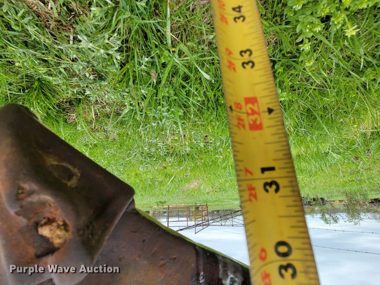 image for item FL9219 1987 Ditch Witch 4010  cable plow