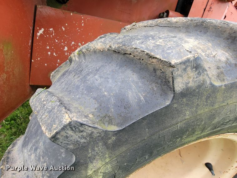 image for item FL9219 1987 Ditch Witch 4010  cable plow