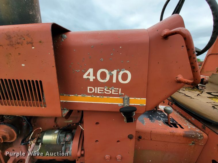 image for item FL9219 1987 Ditch Witch 4010  cable plow