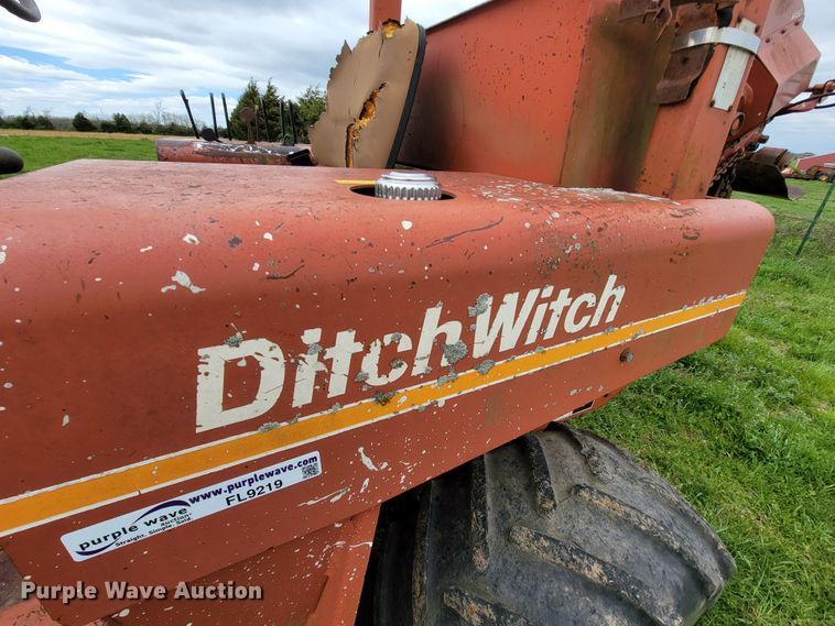 image for item FL9219 1987 Ditch Witch 4010  cable plow
