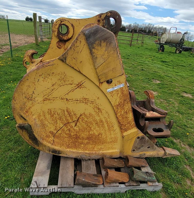 image for item FL9220 36"W excavator bucket