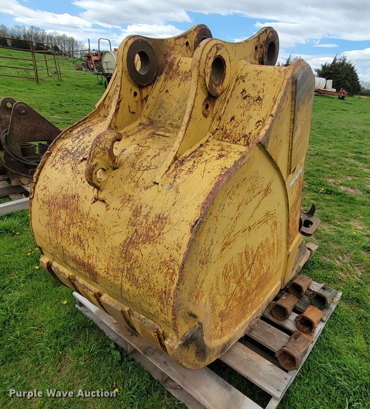 image for item FL9220 36"W excavator bucket