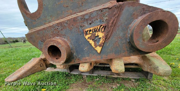 image for item FL9220 36"W excavator bucket