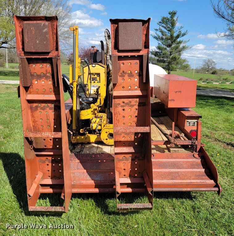 image for item FL9221 1996 Vermeer D7X11 Navigator  directional boring unit