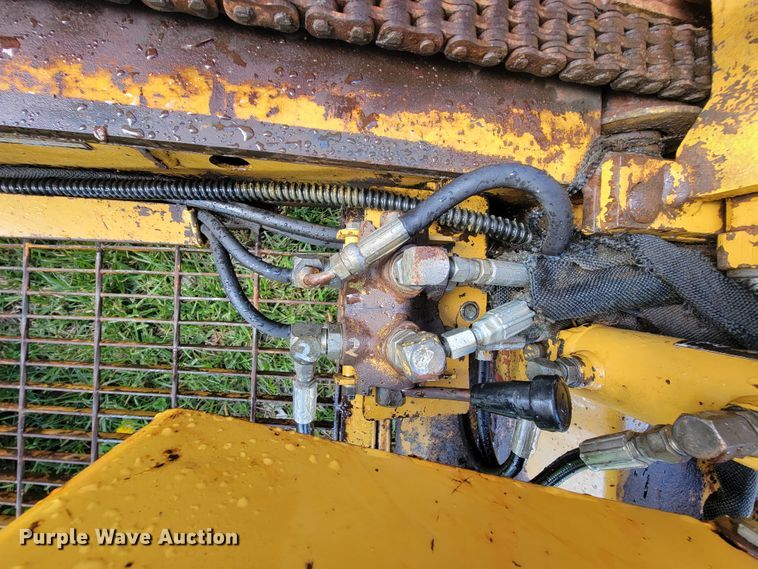 image for item FL9221 1996 Vermeer D7X11 Navigator  directional boring unit