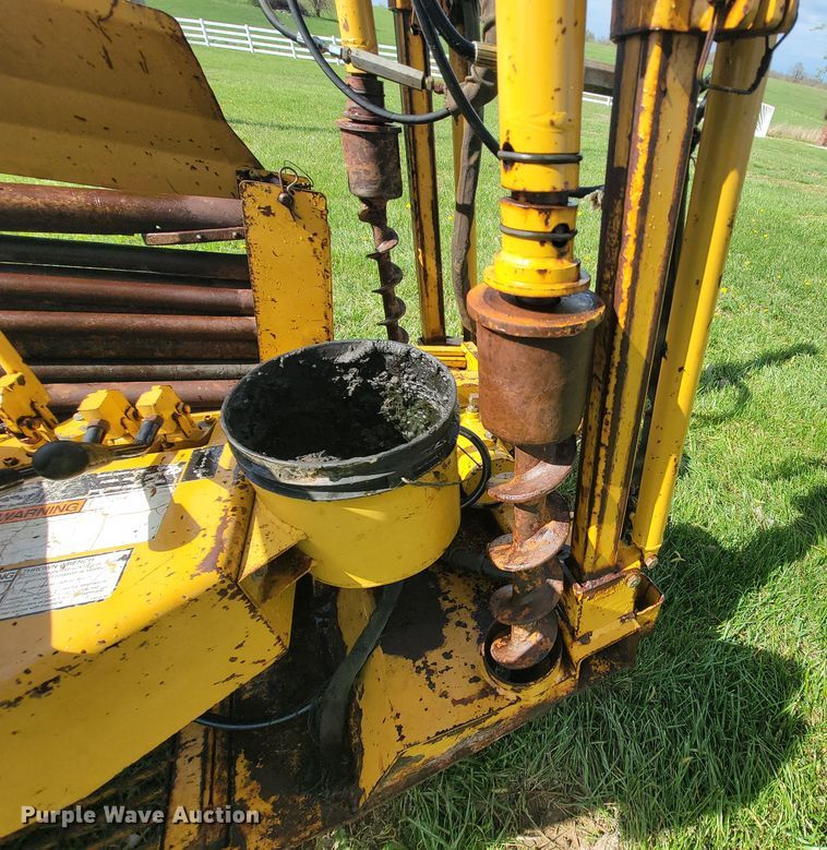 image for item FL9221 1996 Vermeer D7X11 Navigator  directional boring unit