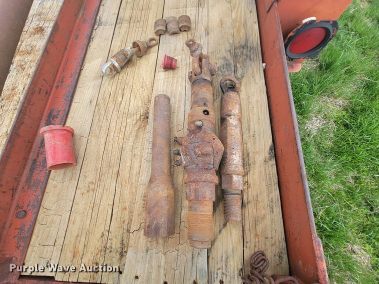 image for item FL9221 1996 Vermeer D7X11 Navigator  directional boring unit