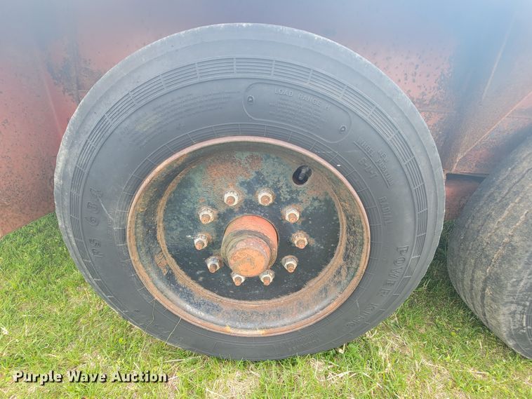 image for item FL9221 1996 Vermeer D7X11 Navigator  directional boring unit