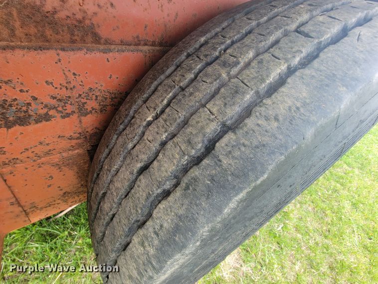 image for item FL9221 1996 Vermeer D7X11 Navigator  directional boring unit