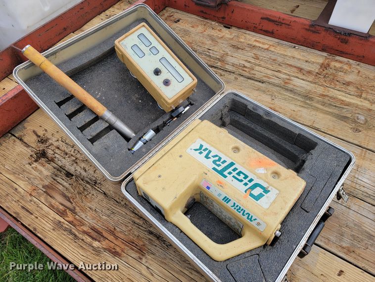 image for item FL9221 1996 Vermeer D7X11 Navigator  directional boring unit