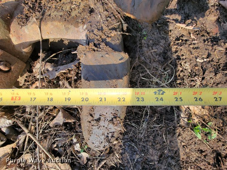 image for item FL9225 28"W excavator bucket