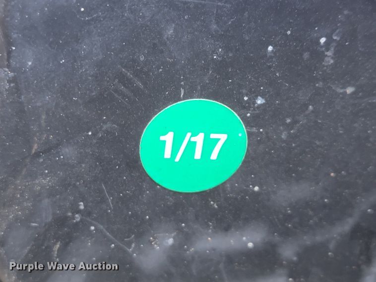 image for item FL9226 1990 Komatsu PC220LC-5  excavator