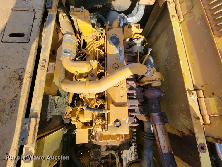 image for item FL9226 1990 Komatsu PC220LC-5  excavator