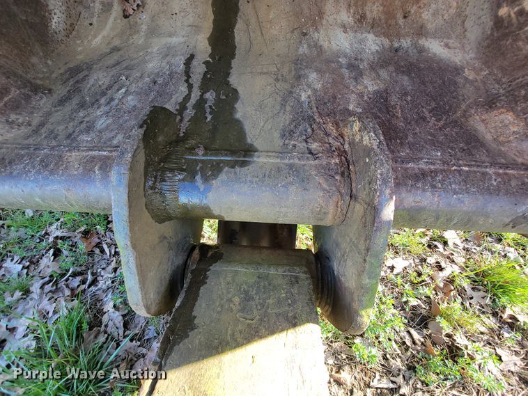 image for item FL9226 1990 Komatsu PC220LC-5  excavator