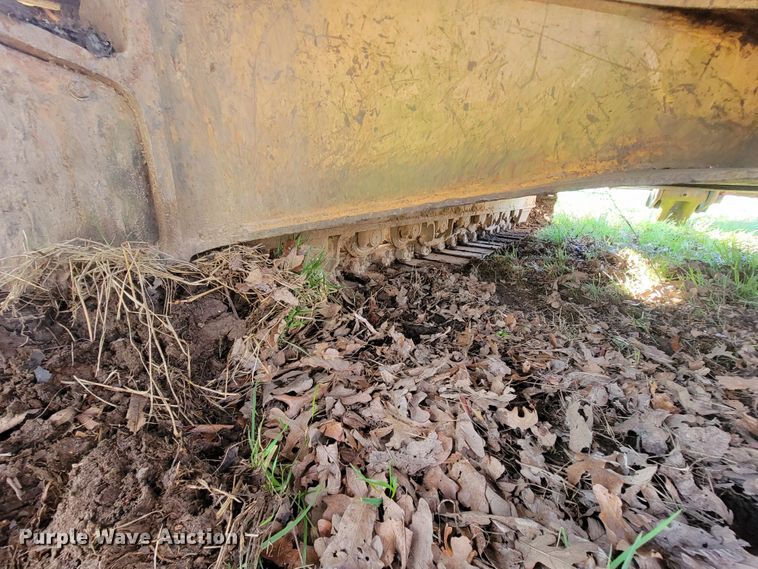 image for item FL9226 1990 Komatsu PC220LC-5  excavator