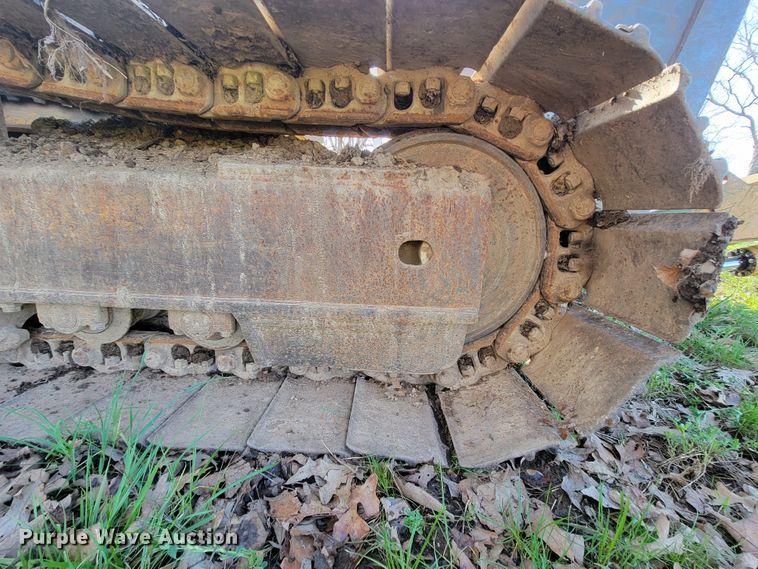 image for item FL9226 1990 Komatsu PC220LC-5  excavator