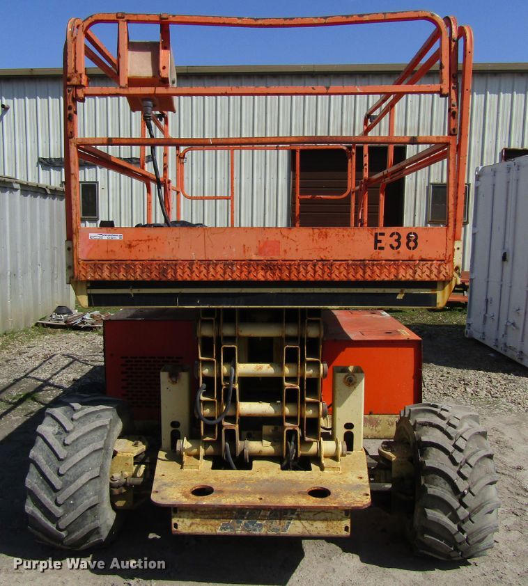 image for item GC9873 1998 JLG 33-RTS  scissor lift