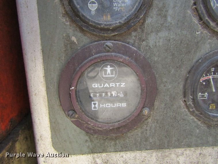 image for item GC9873 1998 JLG 33-RTS  scissor lift