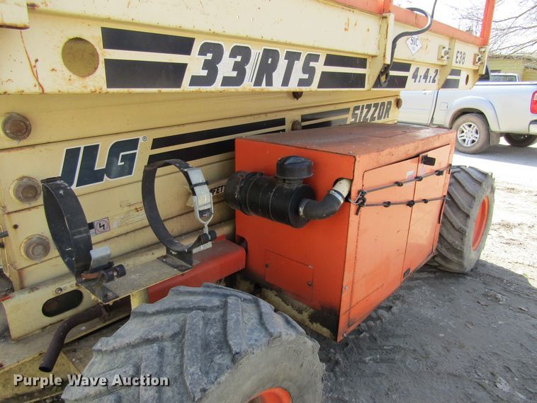 image for item GC9873 1998 JLG 33-RTS  scissor lift