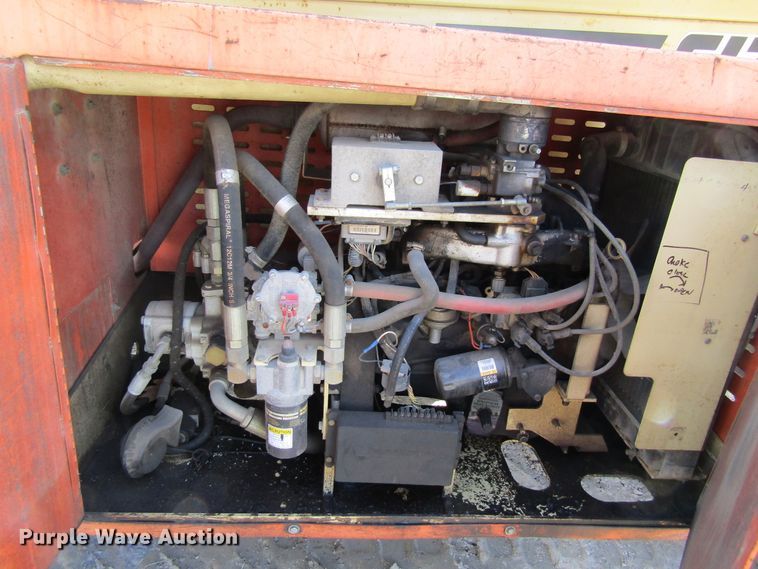 image for item GC9873 1998 JLG 33-RTS  scissor lift