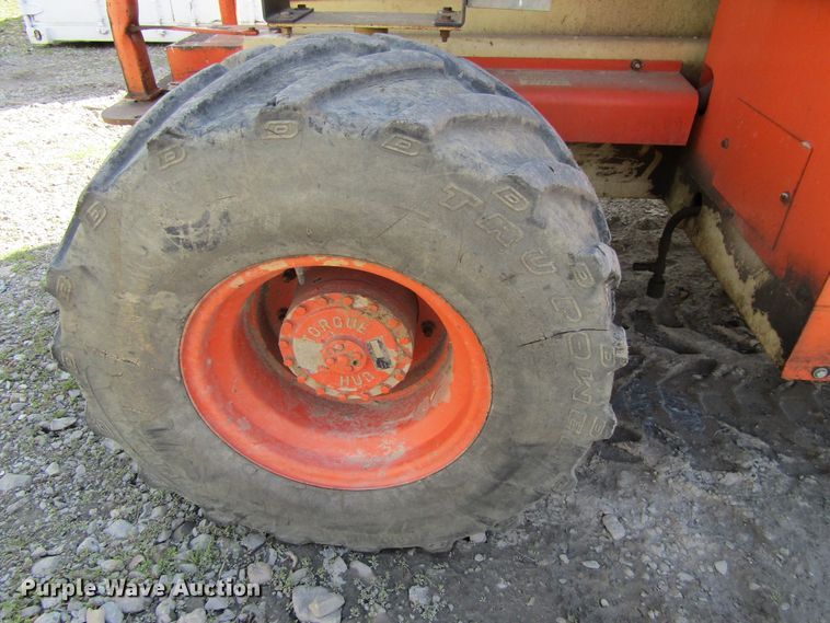 image for item GC9873 1998 JLG 33-RTS  scissor lift