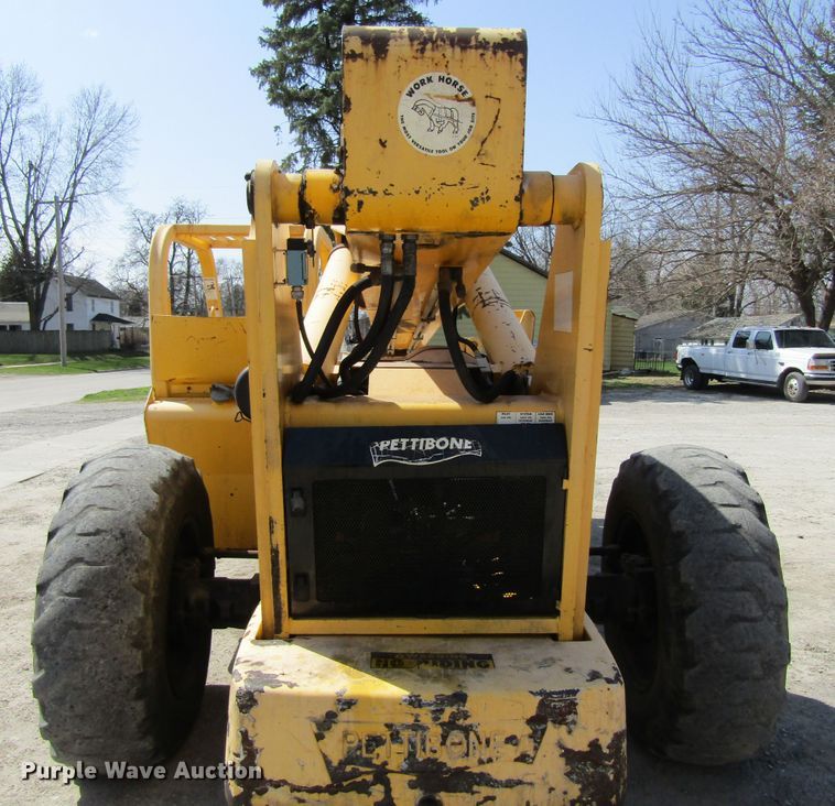 image for item GC9874 2001 Pettibone 10044  telehandler