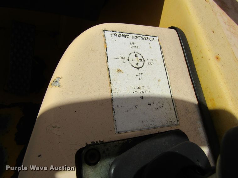 image for item GC9874 2001 Pettibone 10044  telehandler