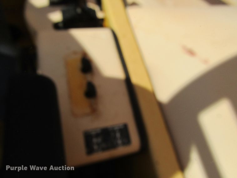 image for item GC9874 2001 Pettibone 10044  telehandler