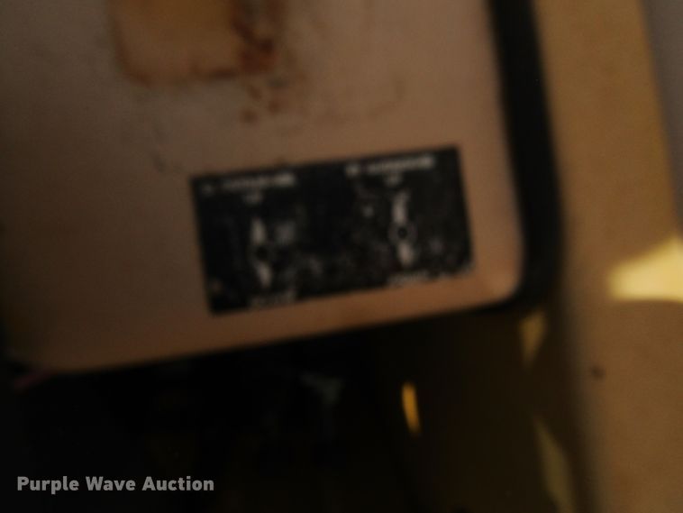 image for item GC9874 2001 Pettibone 10044  telehandler