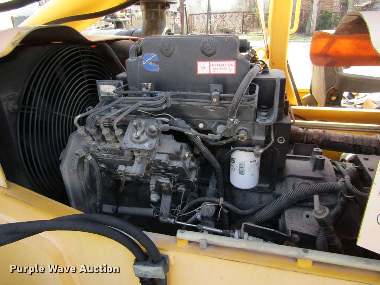 image for item GC9874 2001 Pettibone 10044  telehandler