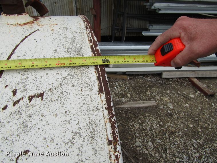 image for item GC9880 (3) Fuel tanks