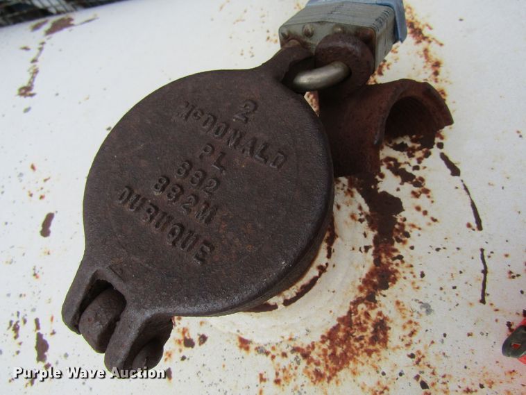 image for item GC9880 (3) Fuel tanks