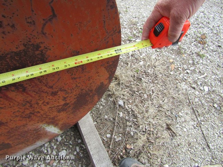 image for item GC9880 (3) Fuel tanks