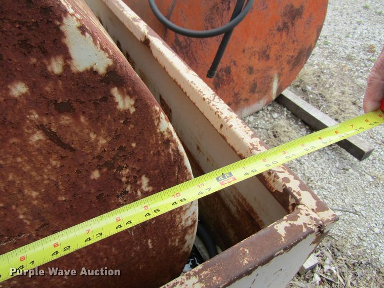 image for item GC9880 (3) Fuel tanks