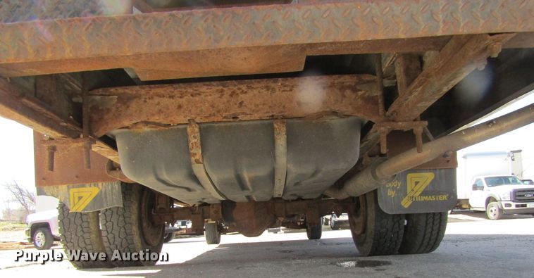 image for item GC9887 1999 Chevrolet Express G3500  box truck