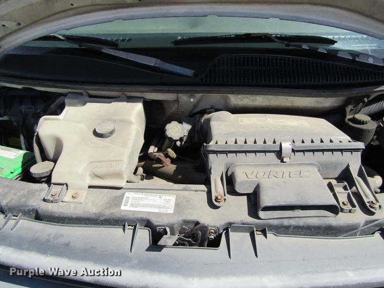 image for item GC9887 1999 Chevrolet Express G3500  box truck