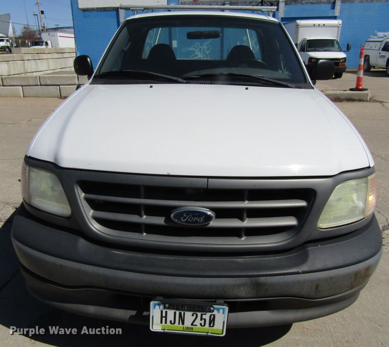 image for item GC9888 2003 Ford F150  pickup truck