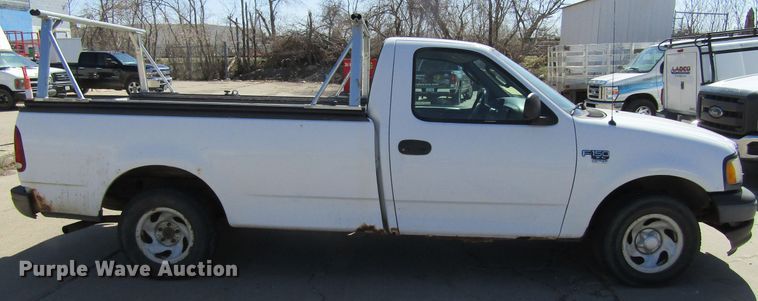 image for item GC9888 2003 Ford F150  pickup truck